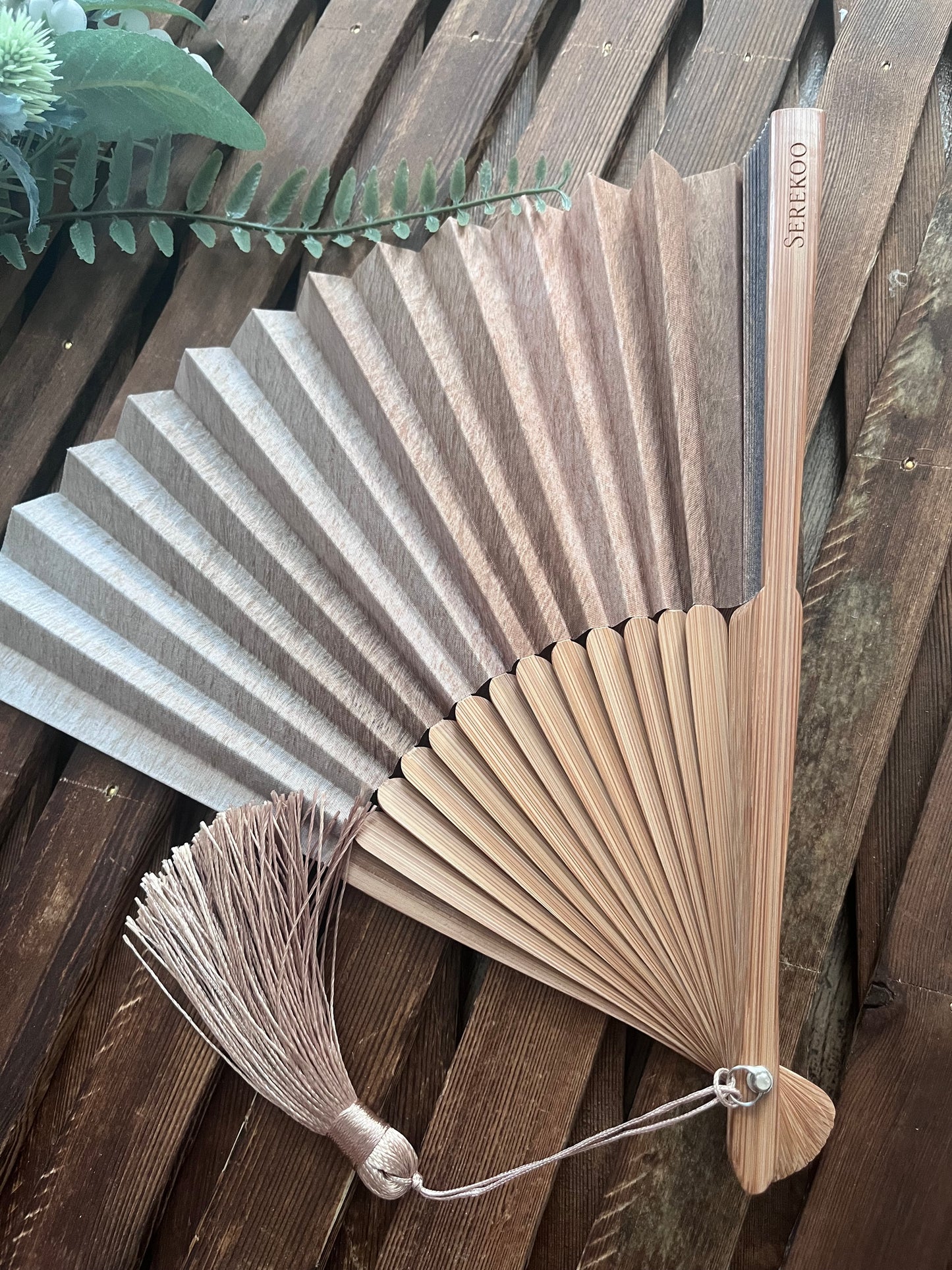 MAPLE HARMONY Chinese folding fan